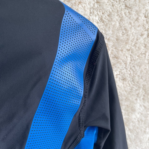 Adidas TechFit Compression Top Mens Size M Black Active BodyFit Pullover Shirt - Picture 10 of 10